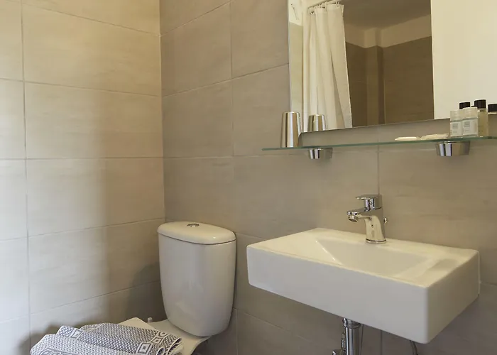 Londos Hotel Piso Livadi