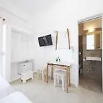 λόντος Ξενοδοχείο 2*