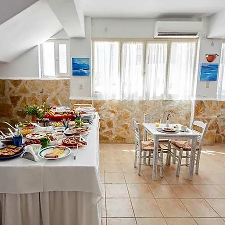 Londos Hotel Piso Livadi