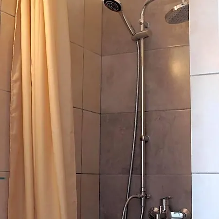 Hotel Londos 2*